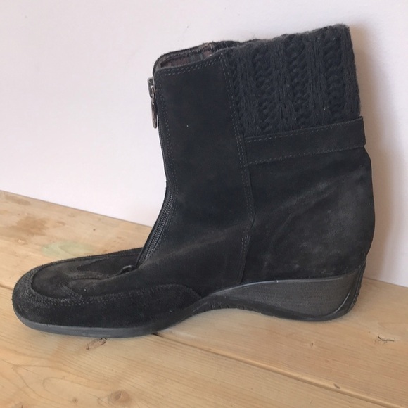 Aquatalia black leather front zip wedge boots booties size 10 - Picture 3 of 12